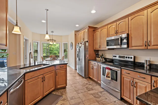 $950,000 | 50 Meghan Court, Pine Bush, NY 12566