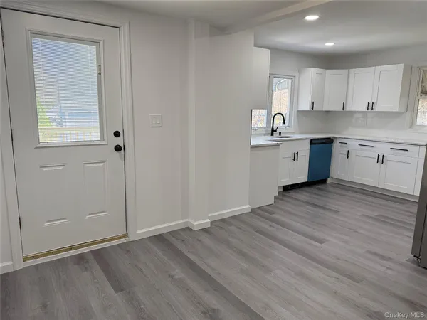$430,000 | 176 Willow Avenue, Cornwall, NY 12518