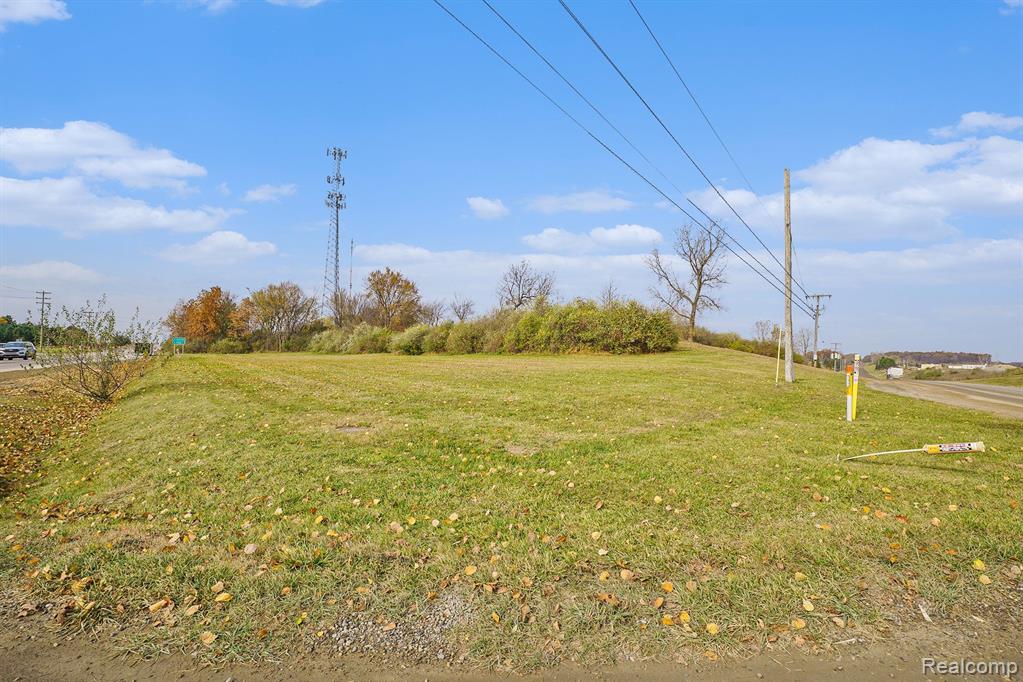 8815 East Holly Road Holly, MI 48442 - Photo 21 of 27