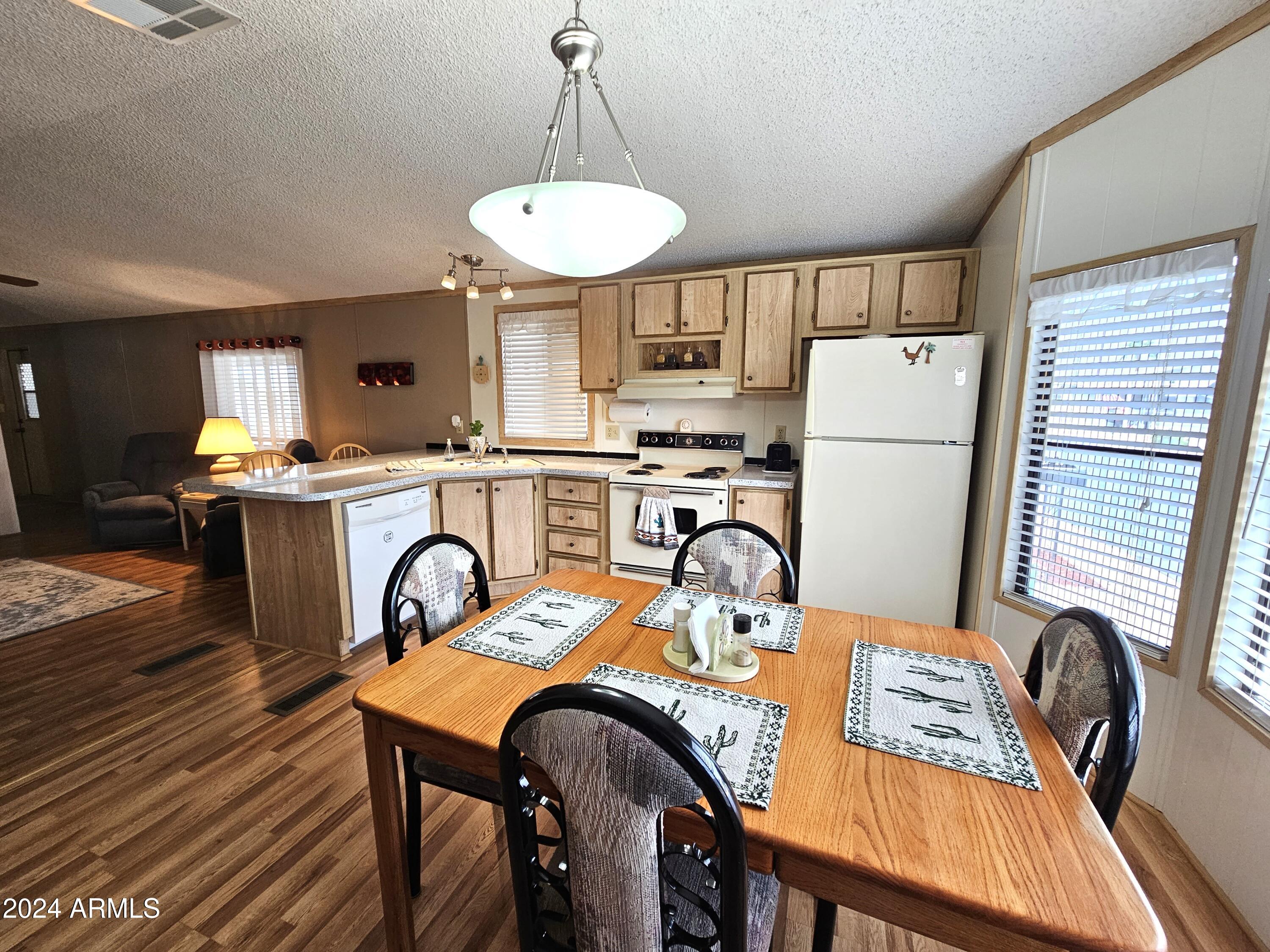 205 South Higley Road, Unit 218 Mesa, AZ 85206 - Photo 11 of 25 20241127_113408