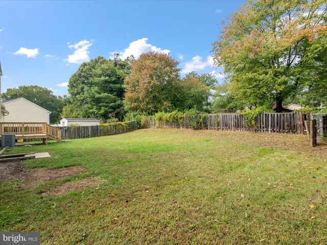 a view of a garden with a fountain
