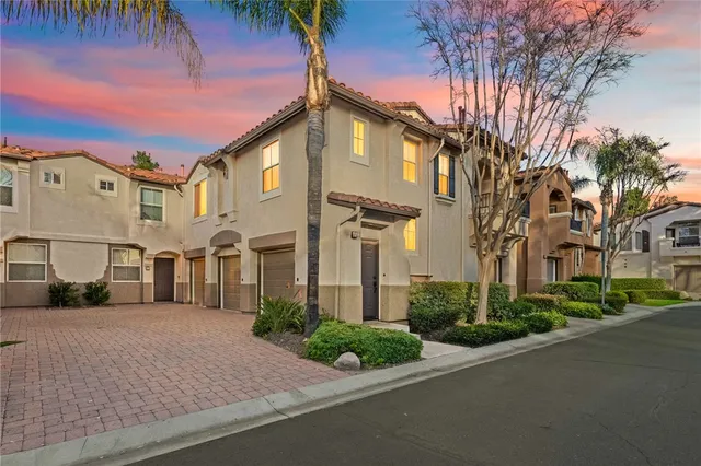 $397,000 | 30354 Island Bay, Unit F, Murrieta, CA 92563