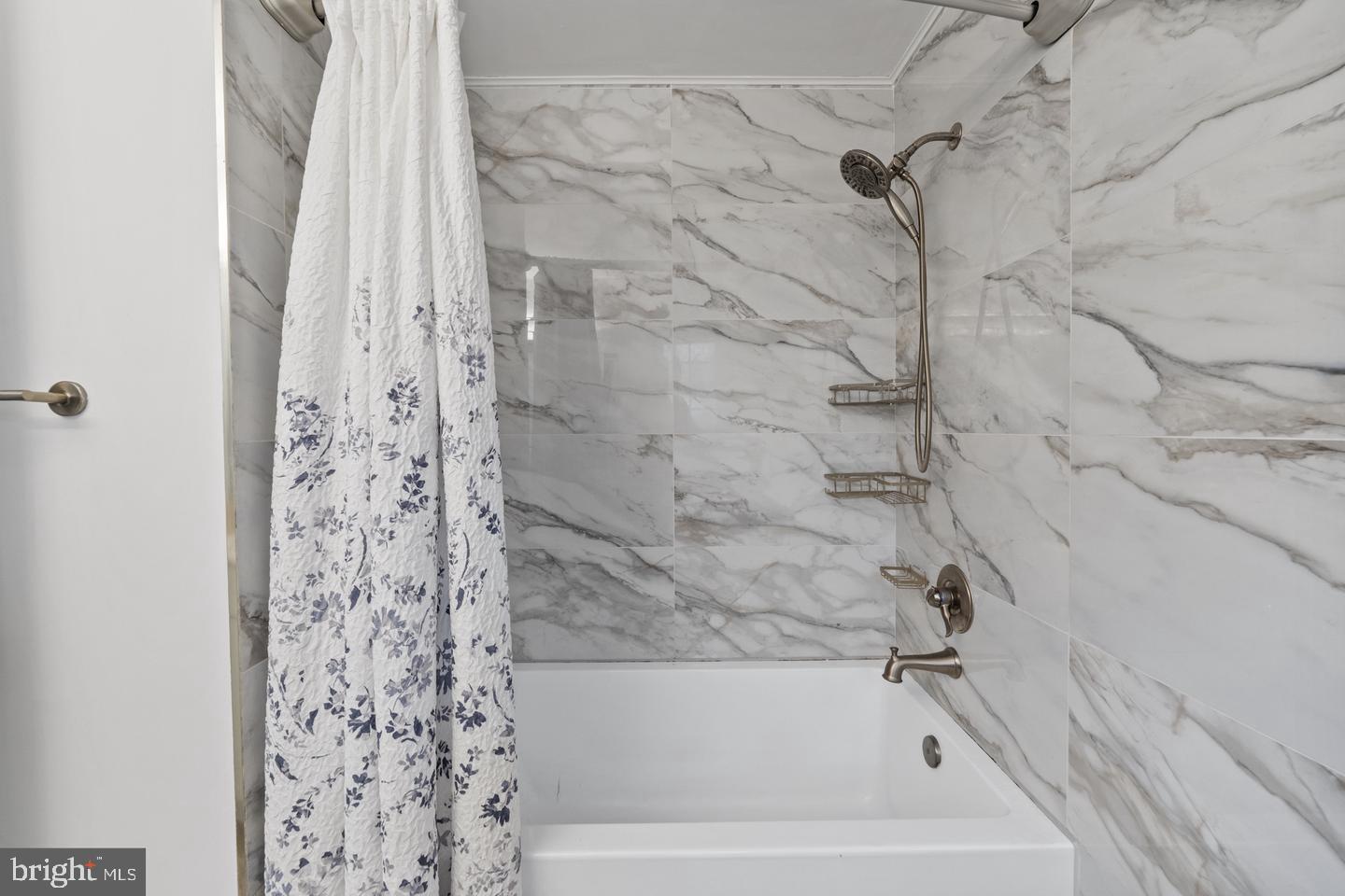 9030 Chestnut Ridge Road Fairfax Station, VA 22039 - Photo 32 of 48 Gallery Image 32