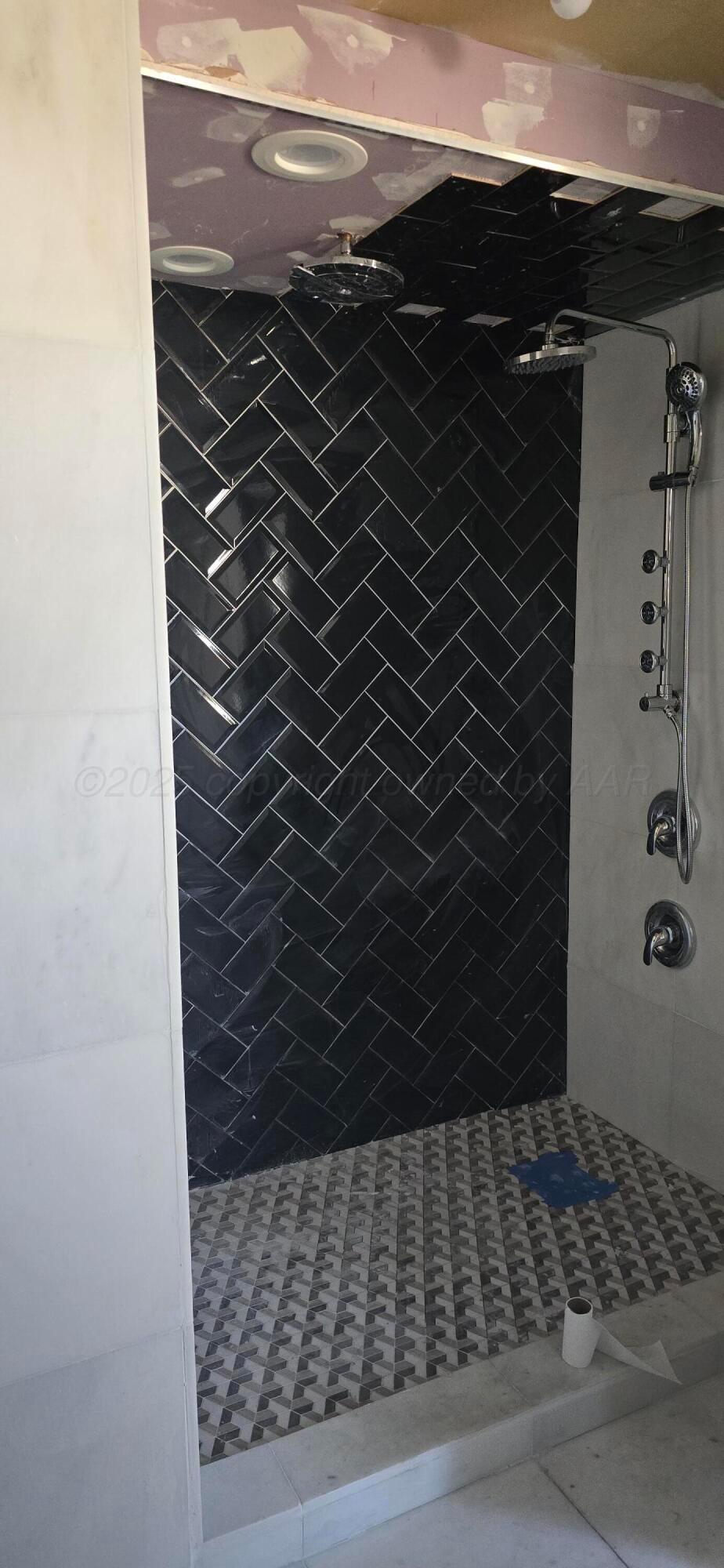 904 Elmore Street Borger, TX 79007 - Photo 11 of 20 a view of a refrigerator