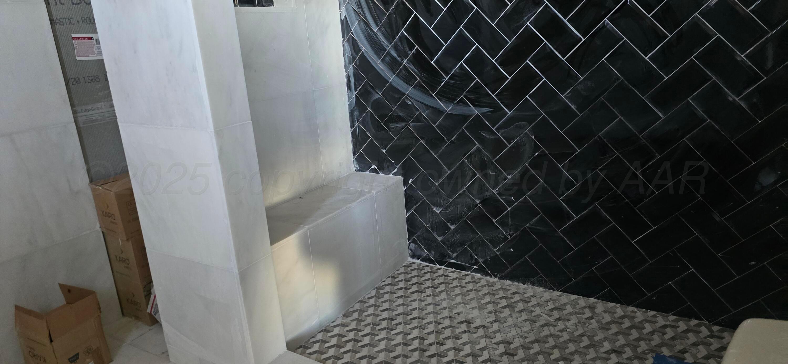 904 Elmore Street Borger, TX 79007 - Photo 12 of 20 a view of a bathroom