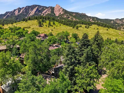 $2,200,000 | 310 Morning Glory Drive, Boulder, CO 80302