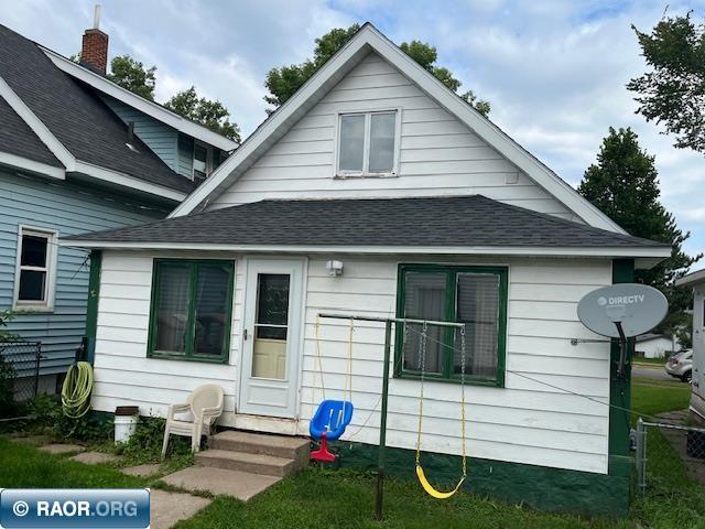 706 Clay Street Eveleth, MN 55734 - Photo 8 of 32