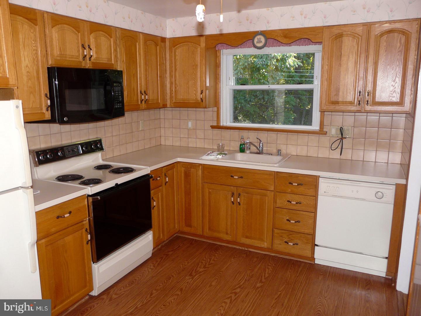 417 Maddock Road Springfield, PA 19064 - Photo 6 of 25