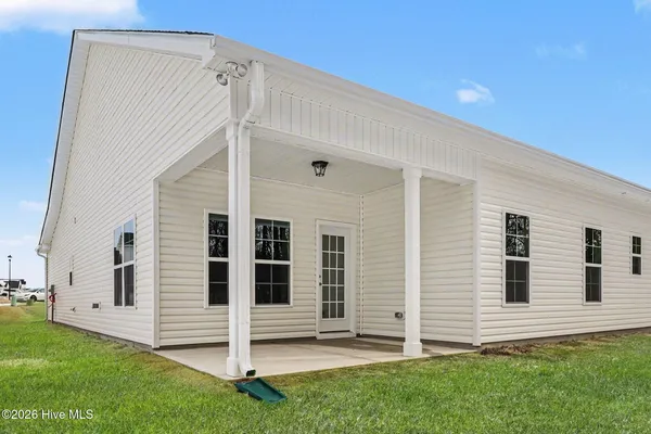$344,900 | 207 Tuskeegee Drive, Smithfield, NC 27577