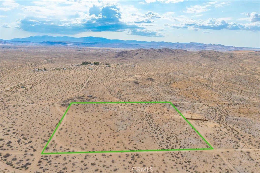 60150 Sharp Terrace Drive Landers, CA 92285 - Photo 3 of 25 view of ocean view