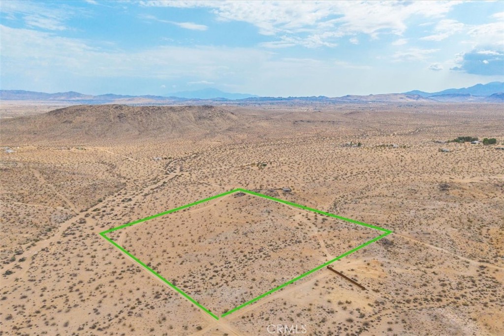 60150 Sharp Terrace Drive Landers, CA 92285 - Photo 4 of 25 view of ocean view with beach