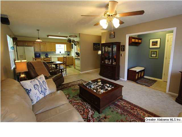 1714 Feaster Street Oxford, AL 36203 - Photo 4 of 32