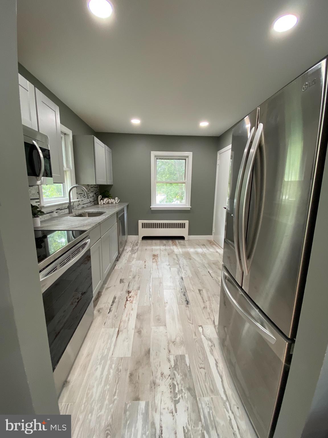 800 West Farms Road Howell, NJ 07731 - Photo 4 of 15 Beautiful Brand new kitchen!!!