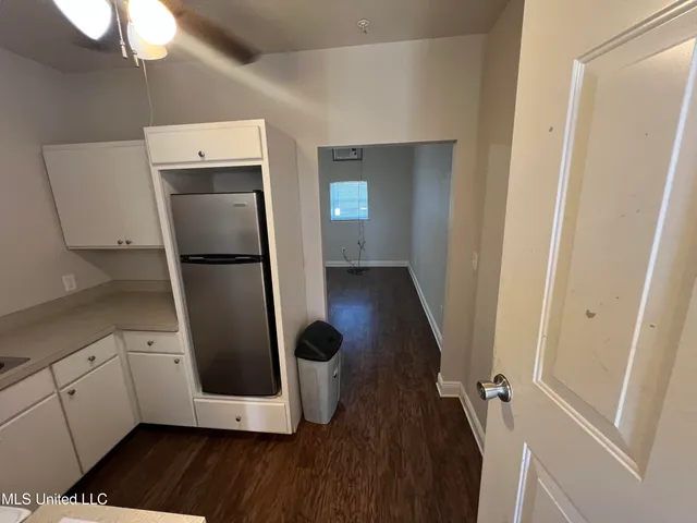 $975 | 100 Elizabeth Street, Unit E, Picayune, MS 39466