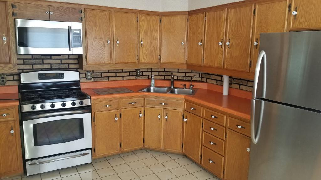 2045 15th Street Southeast Rochester, MN 55904 - Photo 3 of 9