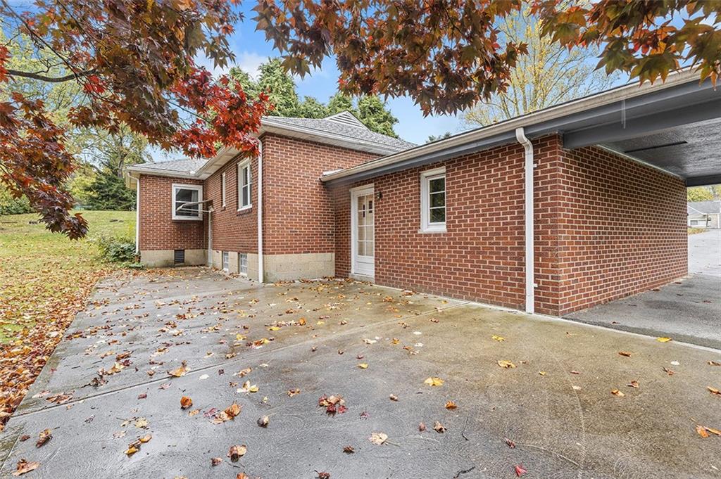 2442 Willowbrook Road Pittsburgh, PA 15241 - Photo 16 of 20 Gallery Image 16