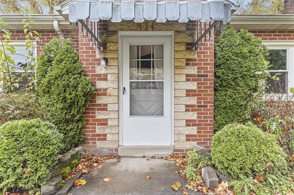 2442 Willowbrook Road Pittsburgh, PA 15241 - Photo 2 of 20 Gallery Image 2