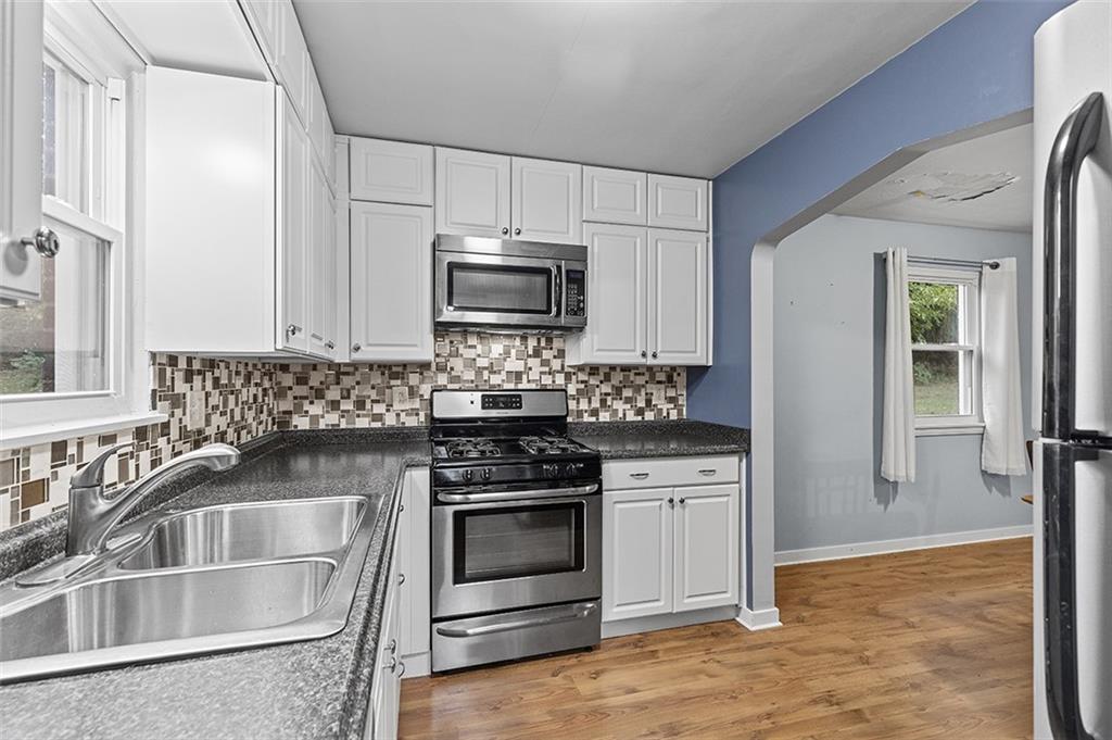 2442 Willowbrook Road Pittsburgh, PA 15241 - Photo 9 of 20 Gallery Image 9
