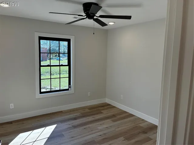 $235,000 | 1006 2nd Street West, Scott City, MO 63780