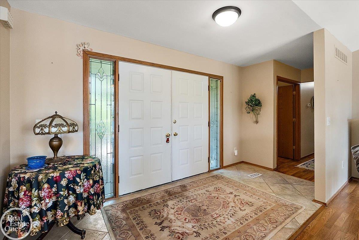 3286 Sandy Point Utica, MI 48316 - Photo 30 of 67