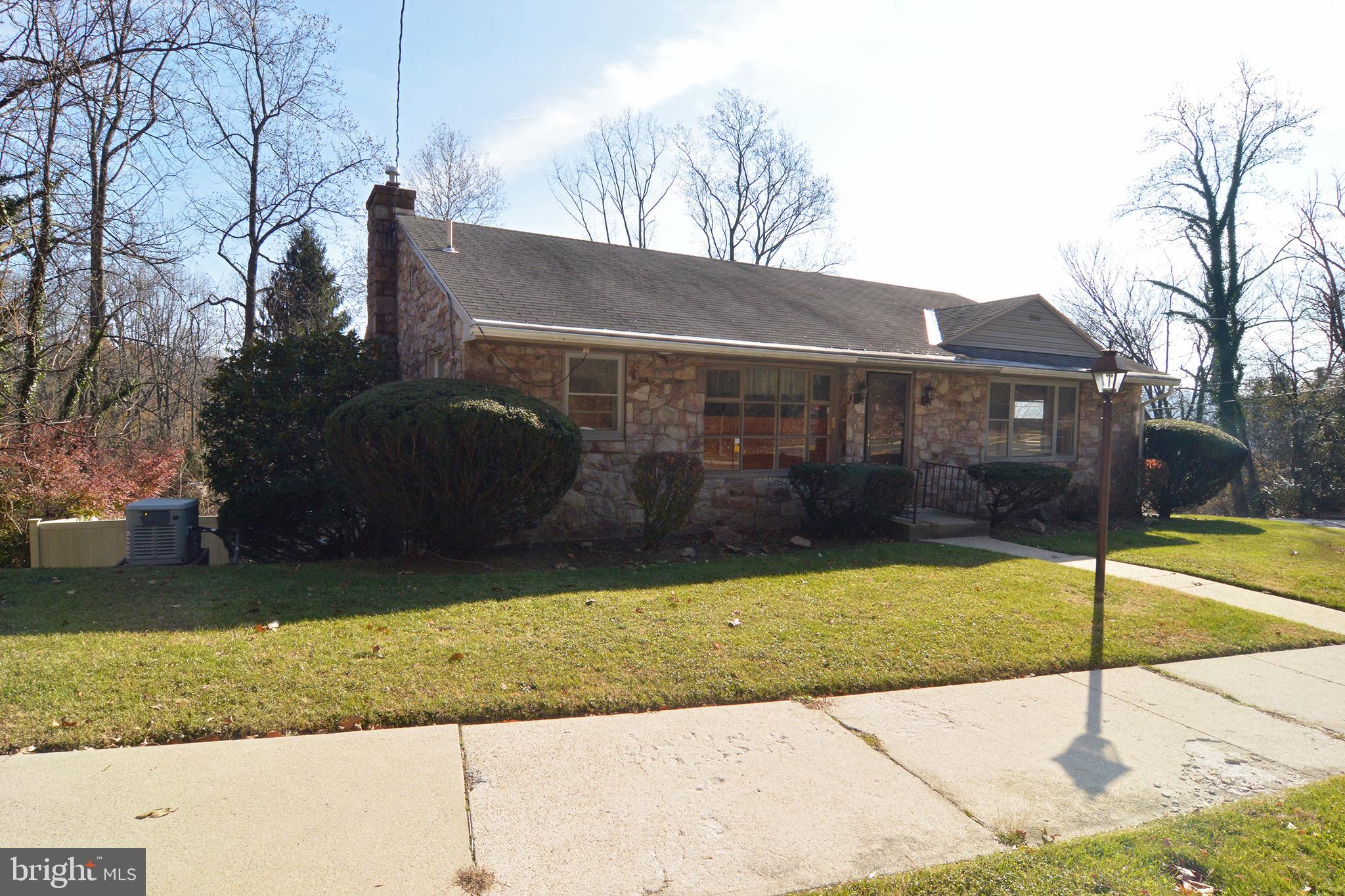 2010 Hill Road Reading, PA 19602 - Photo 2 of 31
