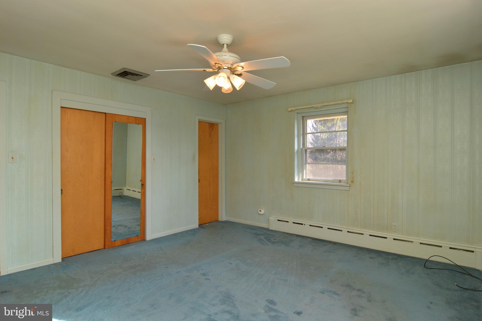 2010 Hill Road Reading, PA 19602 - Photo 15 of 31