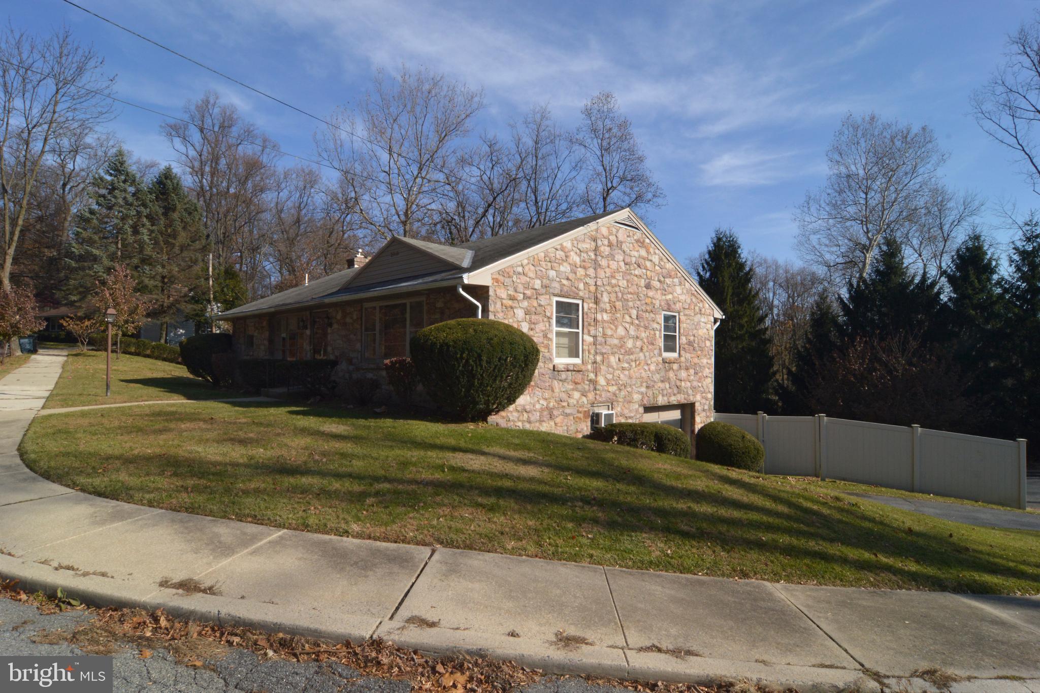 2010 Hill Road Reading, PA 19602 - Photo 25 of 31