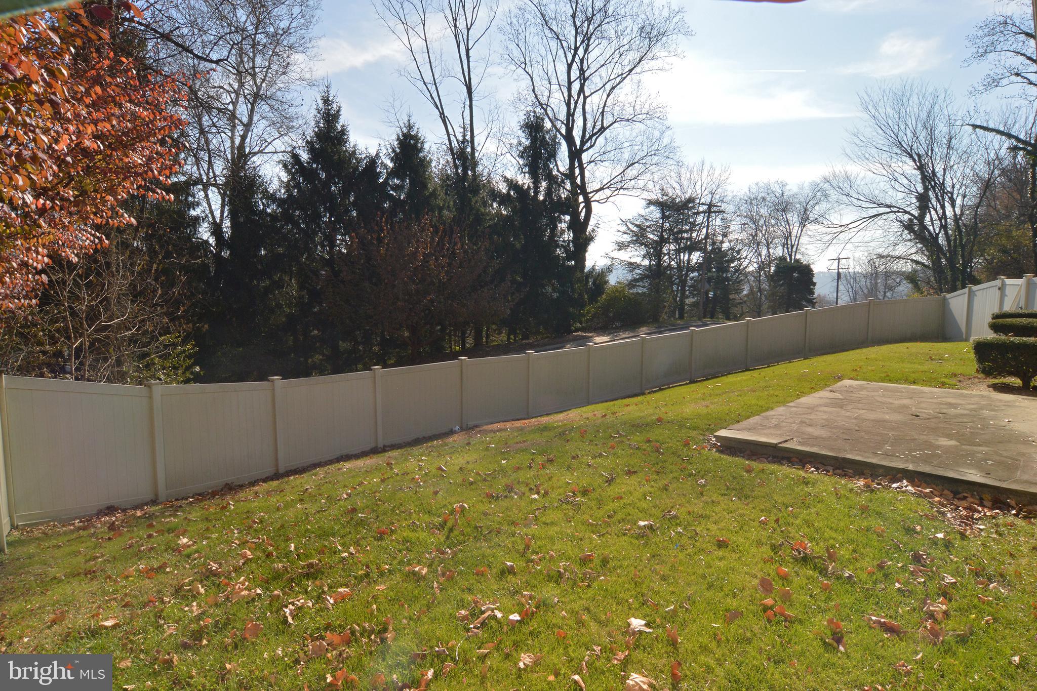 2010 Hill Road Reading, PA 19602 - Photo 30 of 31