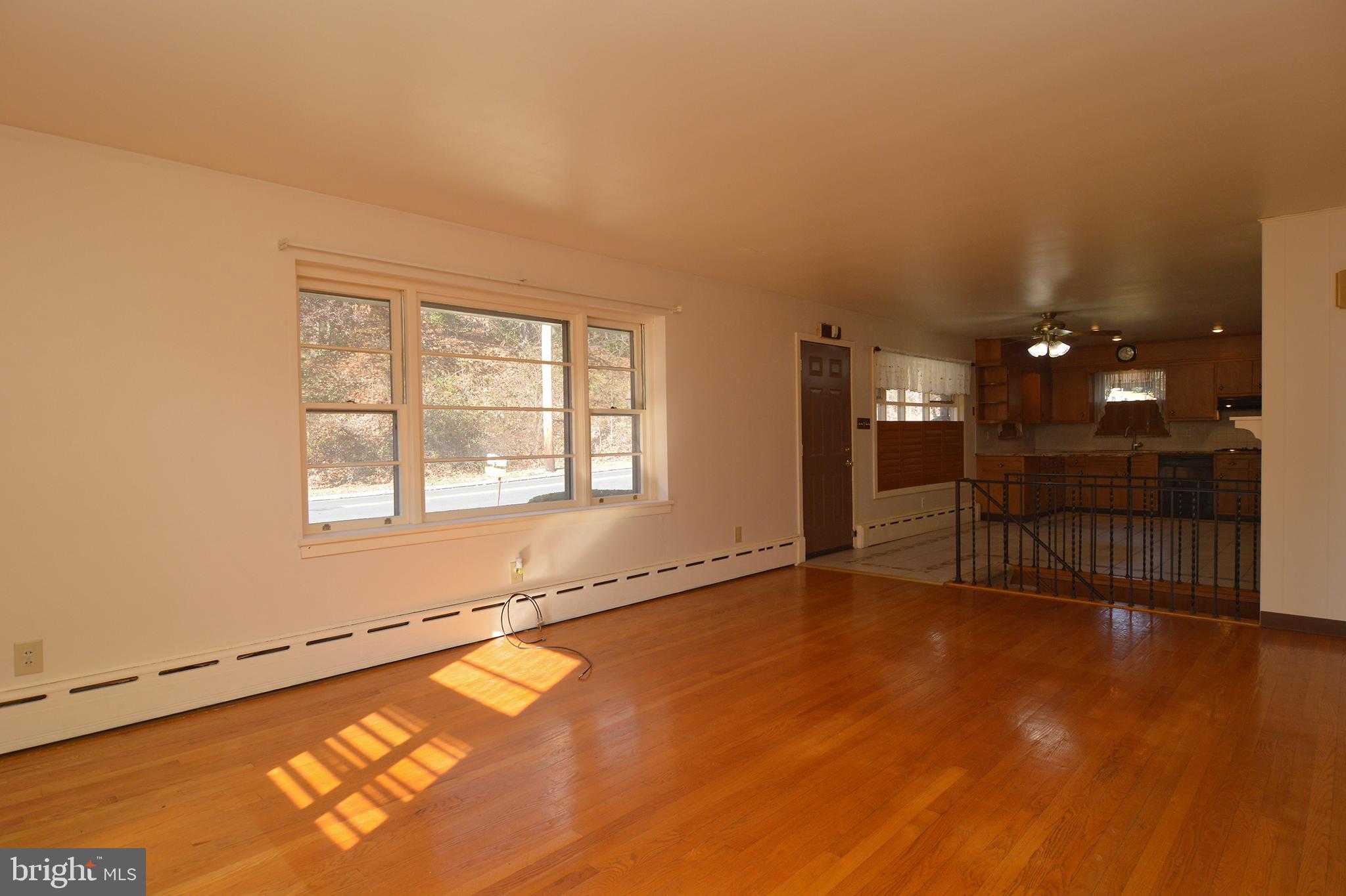 2010 Hill Road Reading, PA 19602 - Photo 6 of 31