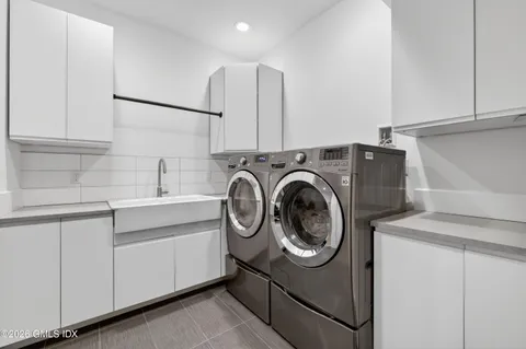 $3,295,000 | 22 Wescott Street, Riverside, CT 06878