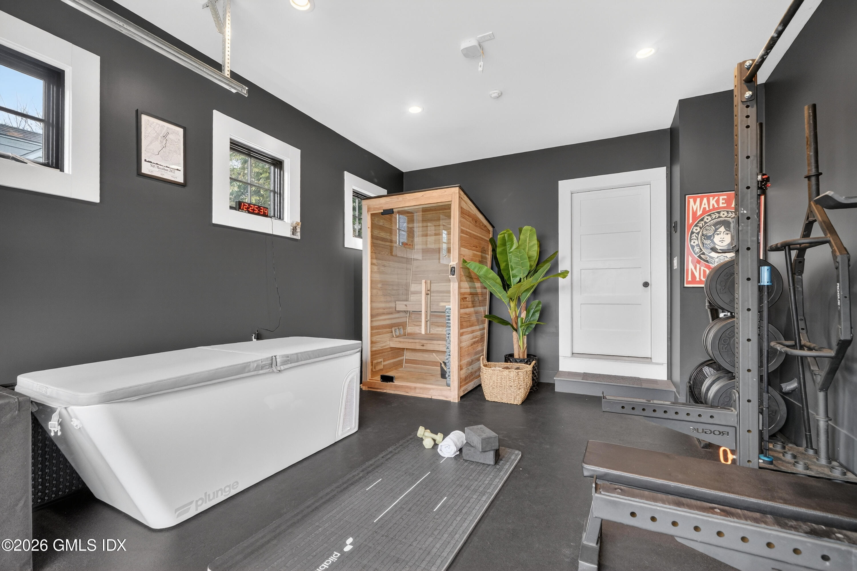 22 Wescott Street Riverside, CT 06878 - Photo 16 of 40 37-HTV1020