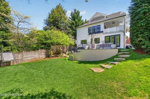 $3,295,000 | 22 Wescott Street, Riverside, CT 06878