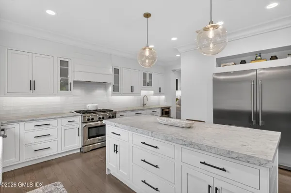 $3,295,000 | 22 Wescott Street, Riverside, CT 06878