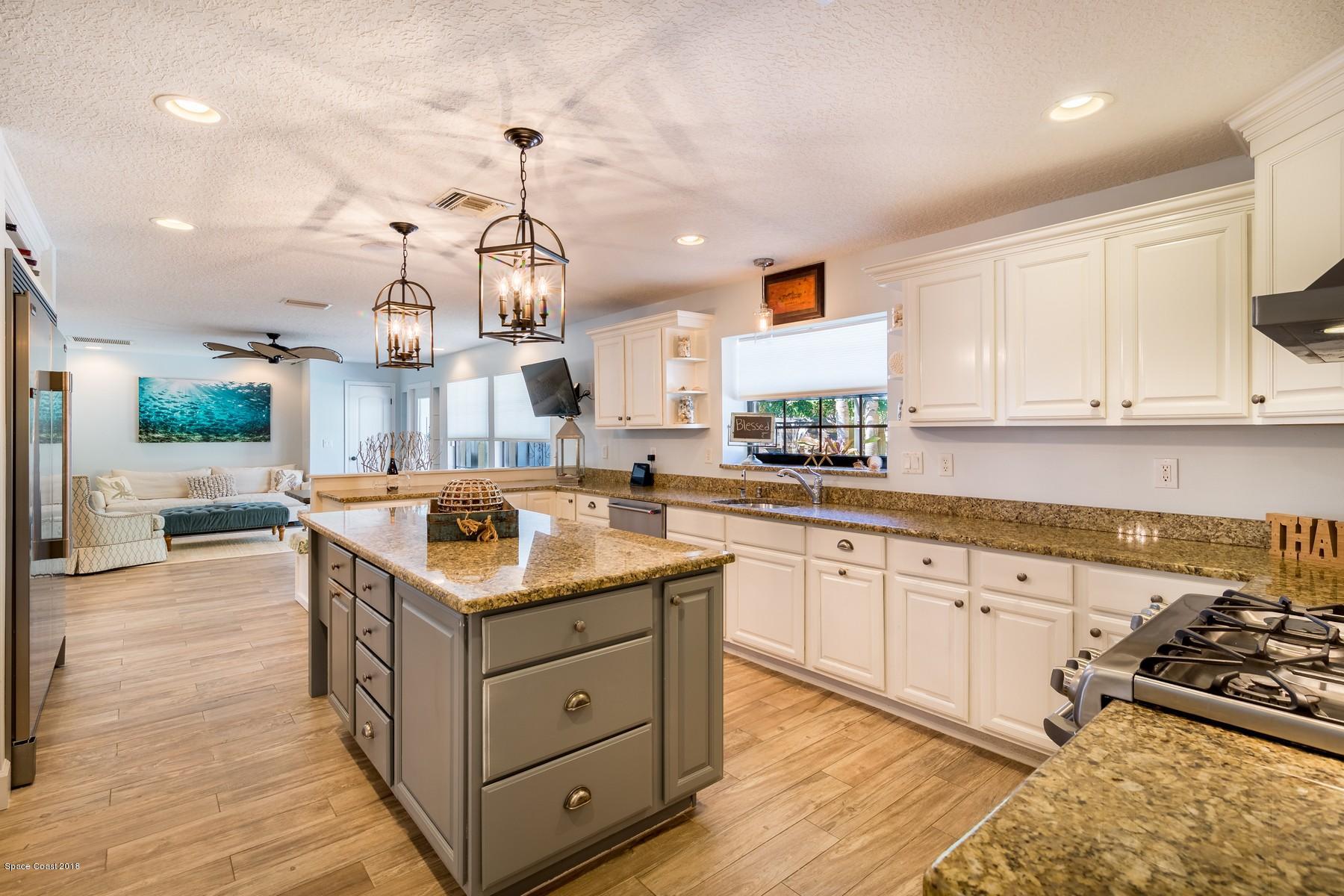 3082 Rio Baya North Melbourne, FL 32903 - Photo 12 of 40 8032 Rio Baya Hi-res-23