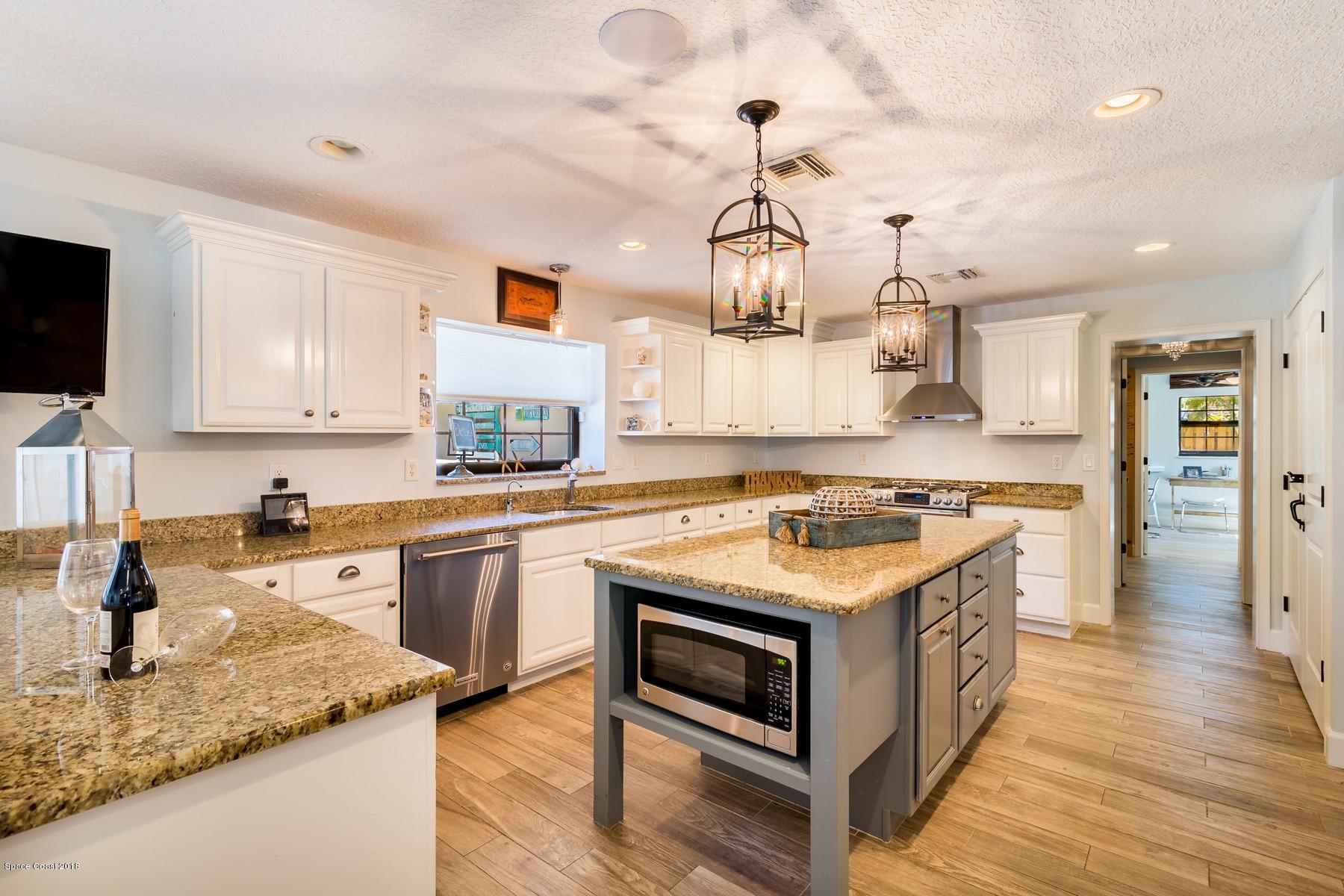 3082 Rio Baya North Melbourne, FL 32903 - Photo 14 of 40 8032 Rio Baya Hi-res-24