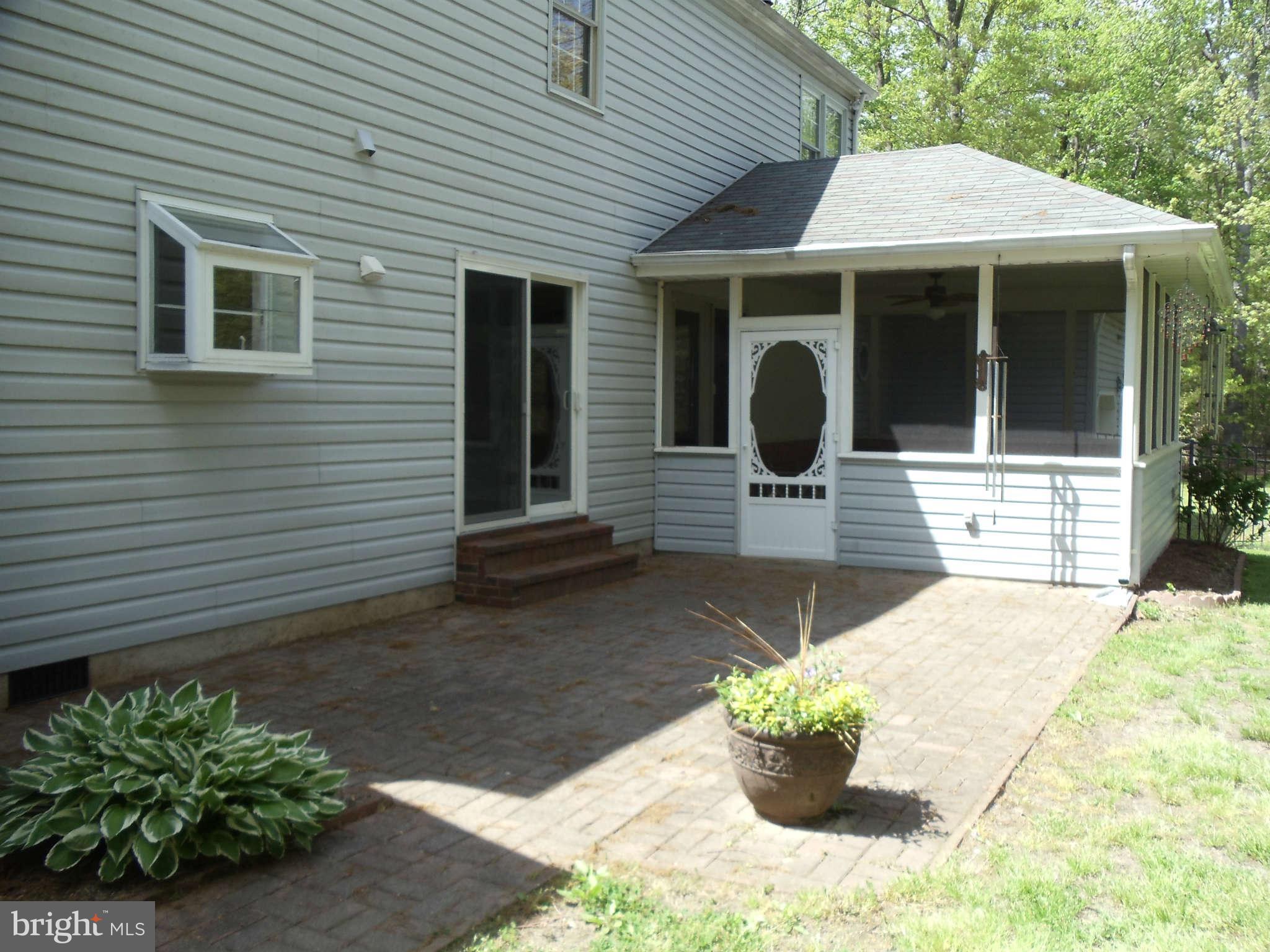 8315 Patapsco Road Pasadena, MD 21122 - Photo 21 of 30 Exterior (Rear)