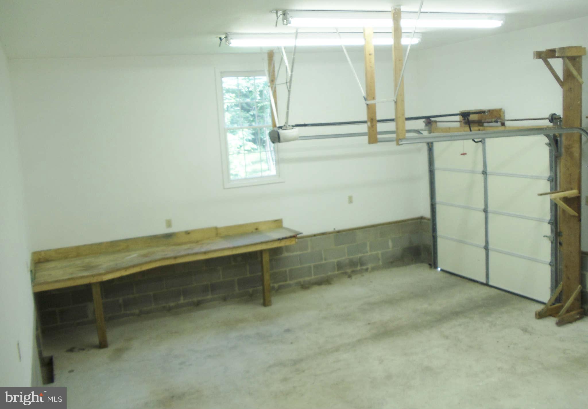 8315 Patapsco Road Pasadena, MD 21122 - Photo 25 of 30 Interior (General)