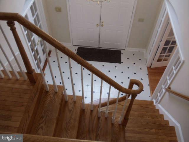 8315 Patapsco Road Pasadena, MD 21122 - Photo 4 of 30 Interior (General)