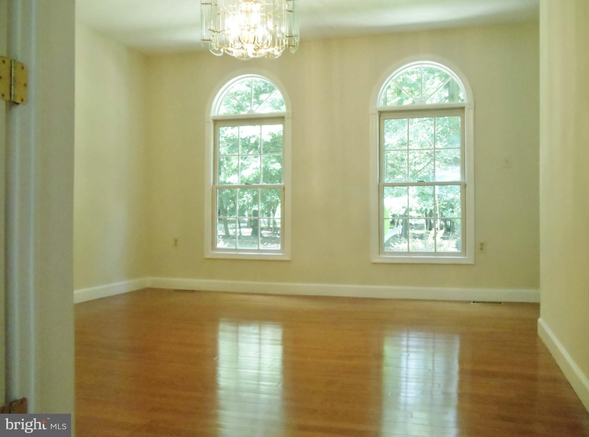 8315 Patapsco Road Pasadena, MD 21122 - Photo 7 of 30 Dining Room