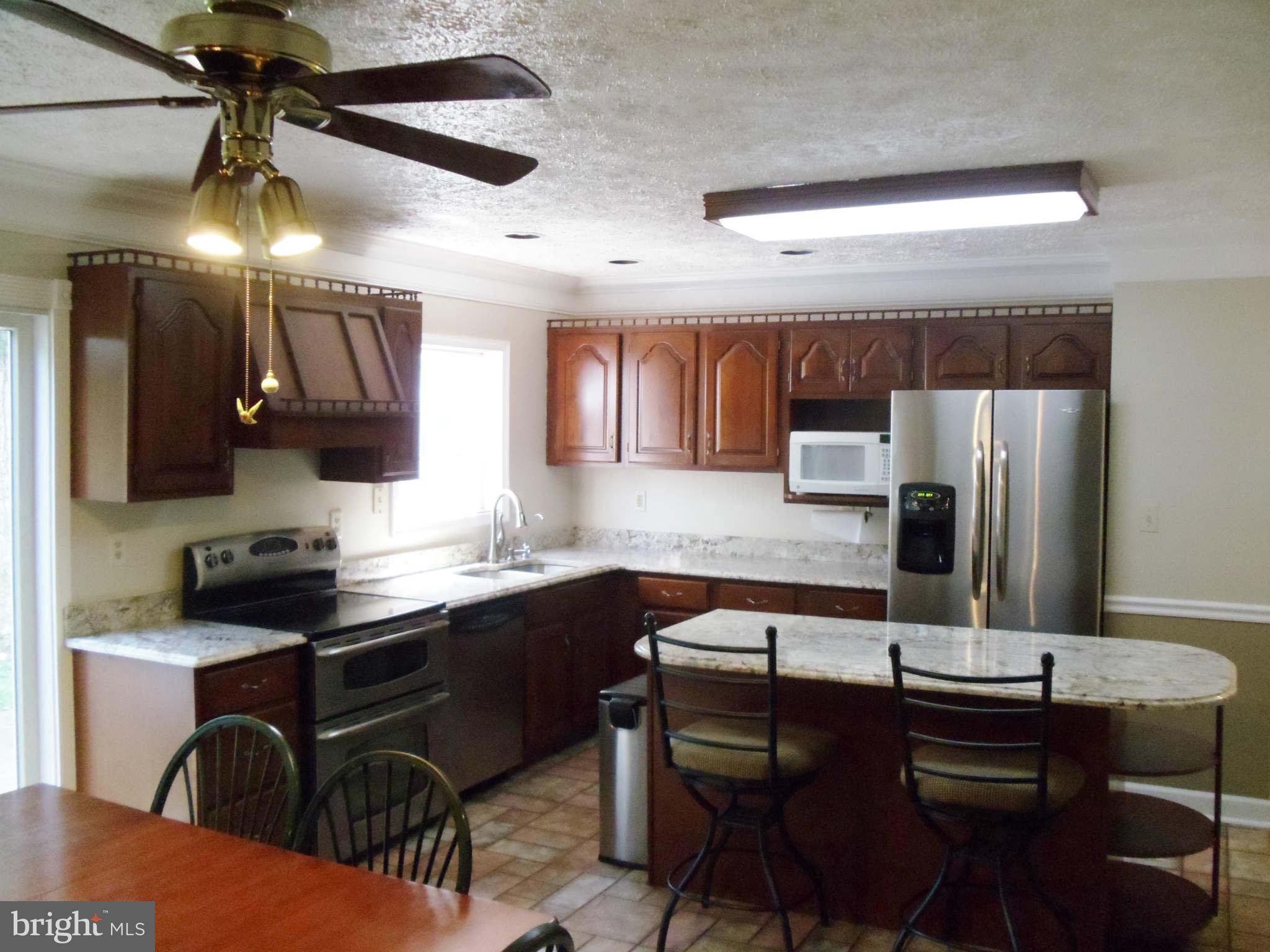 8315 Patapsco Road Pasadena, MD 21122 - Photo 10 of 30 Kitchen