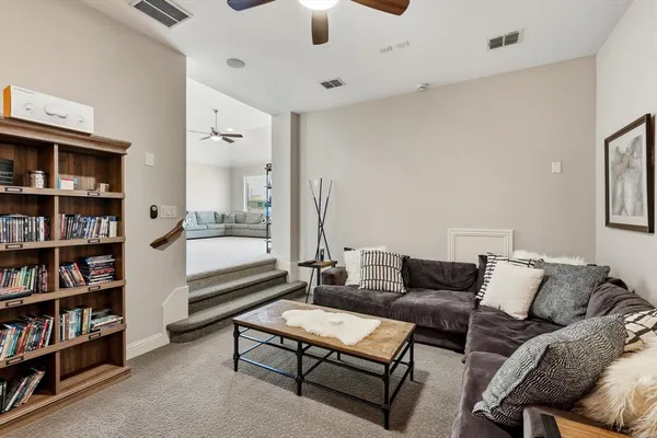 $959,900 | 6721 Oak Knoll Road, Flower Mound, TX 76226