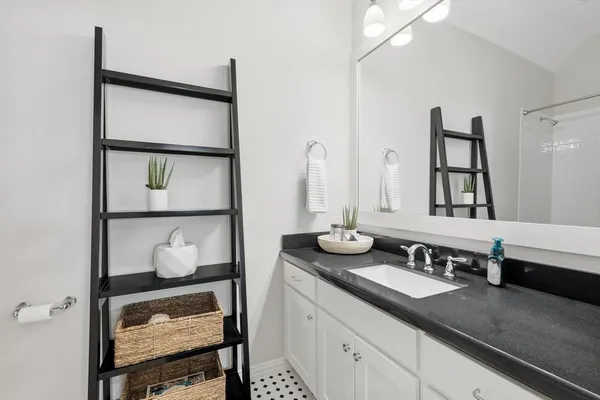 $959,900 | 6721 Oak Knoll Road, Flower Mound, TX 76226