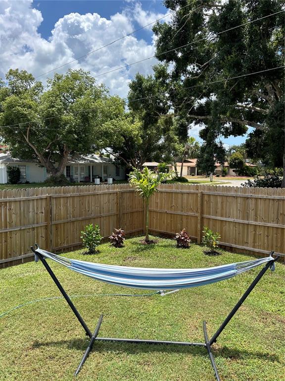 688 Constance Road Venice, FL 34293 - Photo 10 of 11 a view of a chairs and table in the patio