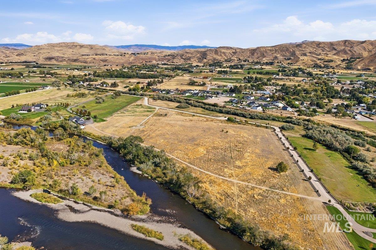 2375 River Ranch Lane Emmett, ID 83617 - Photo 4 of 7 Gallery Image 4