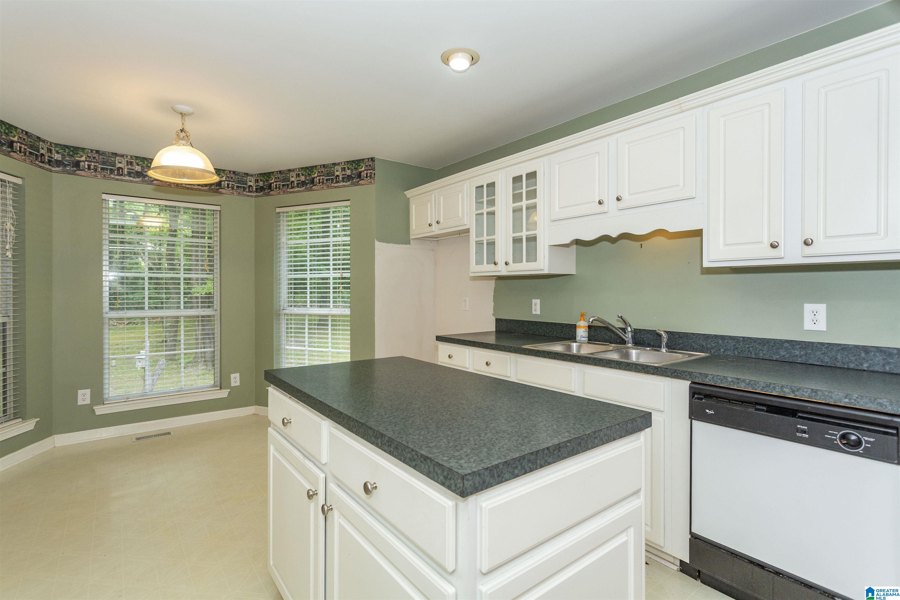 1951 Eastern Valley Road Bessemer, AL 35022 - Photo 17 of 49