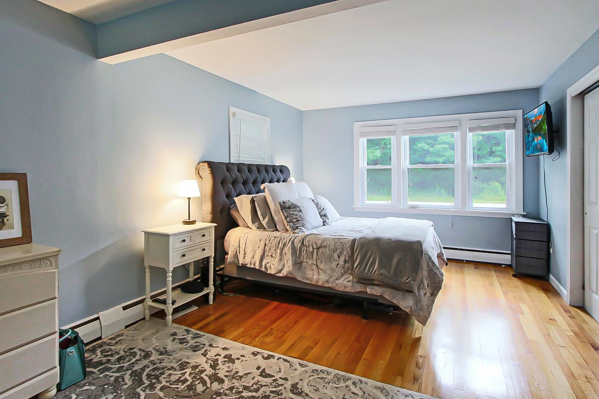 379 Main Dunstable Road Nashua, NH 03062 - Photo 17 of 36