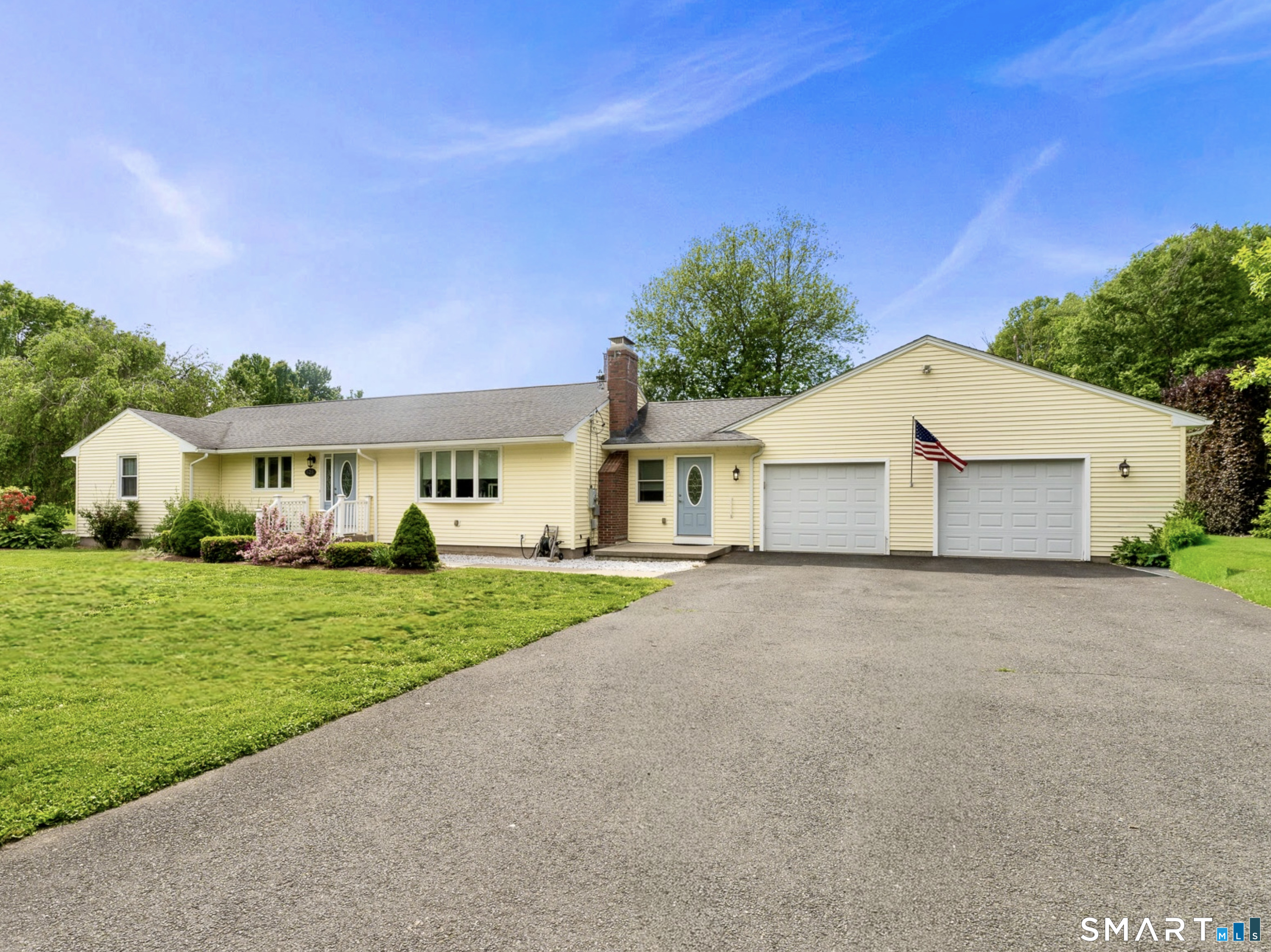 625 Mather Street Suffield, CT 06078 - Photo 3 of 23