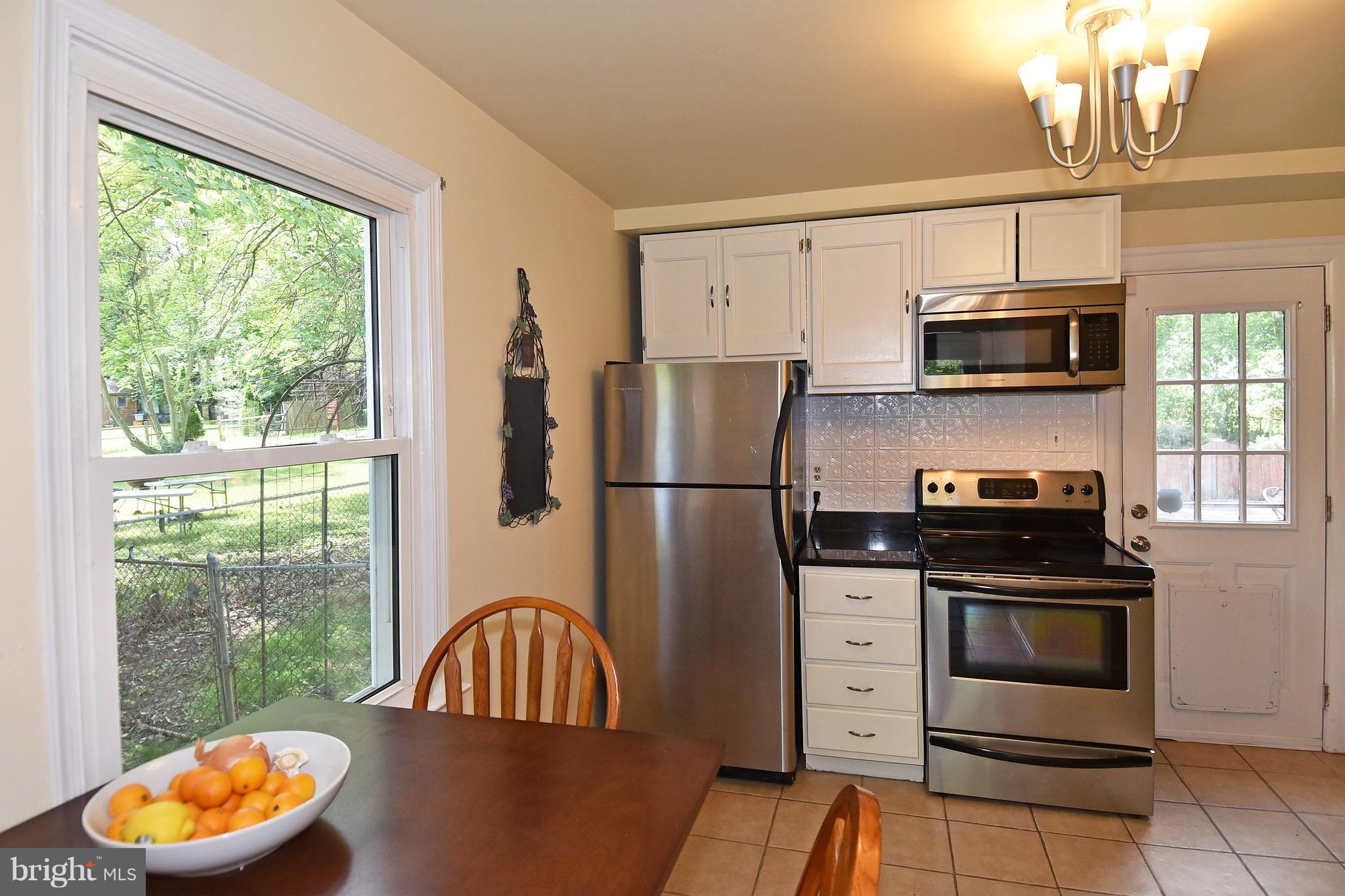 6639 Barrett Road Falls Church, VA 22042 - Photo 11 of 29 Kitchen