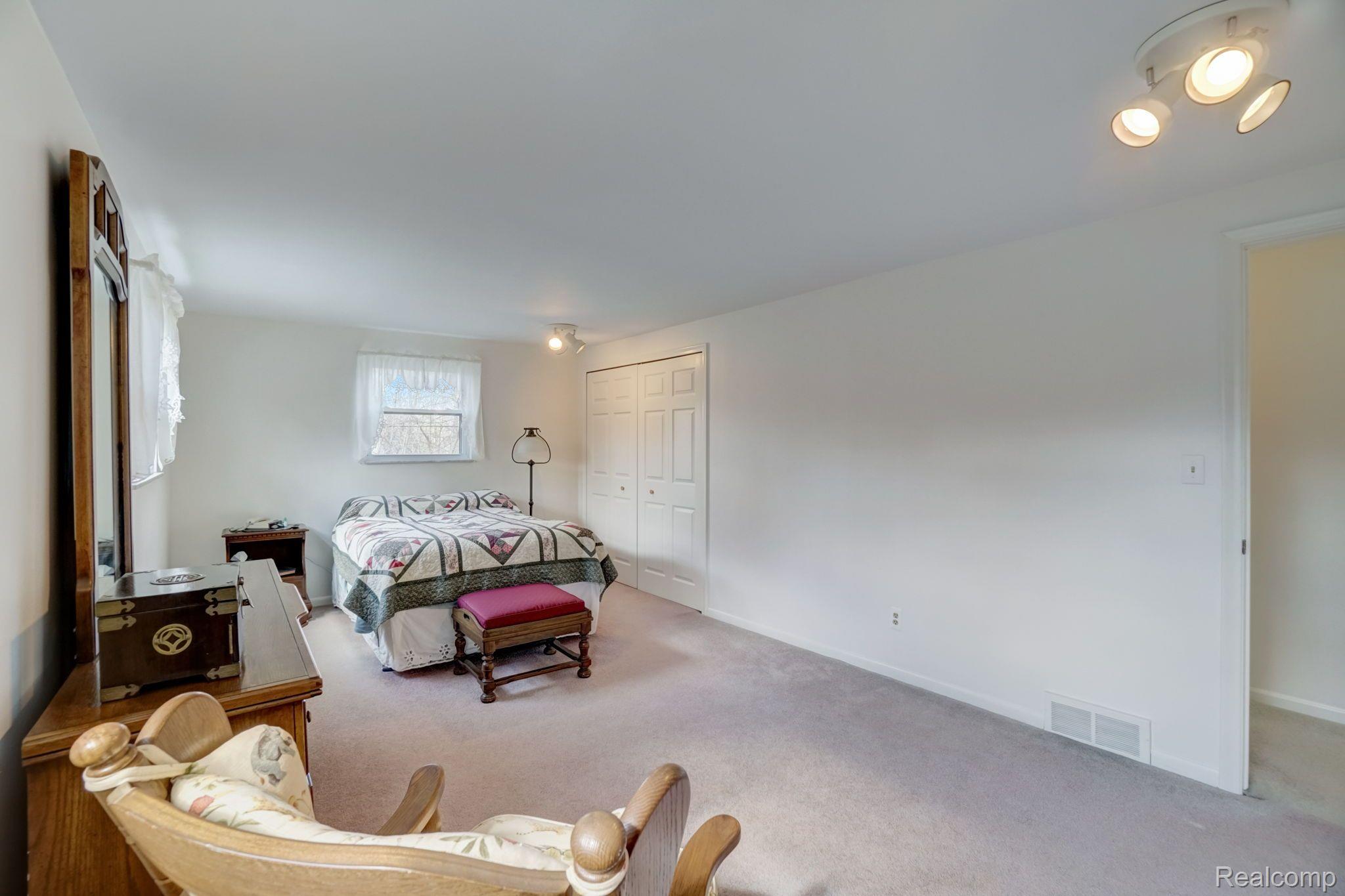 4530 Rohr Road Clarkston, MI 48348 - Photo 22 of 48 Primary bedroom