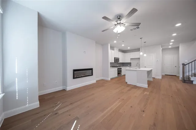 $439,990 | 7913 Sunset Boulevard, Rowlett, TX 75088